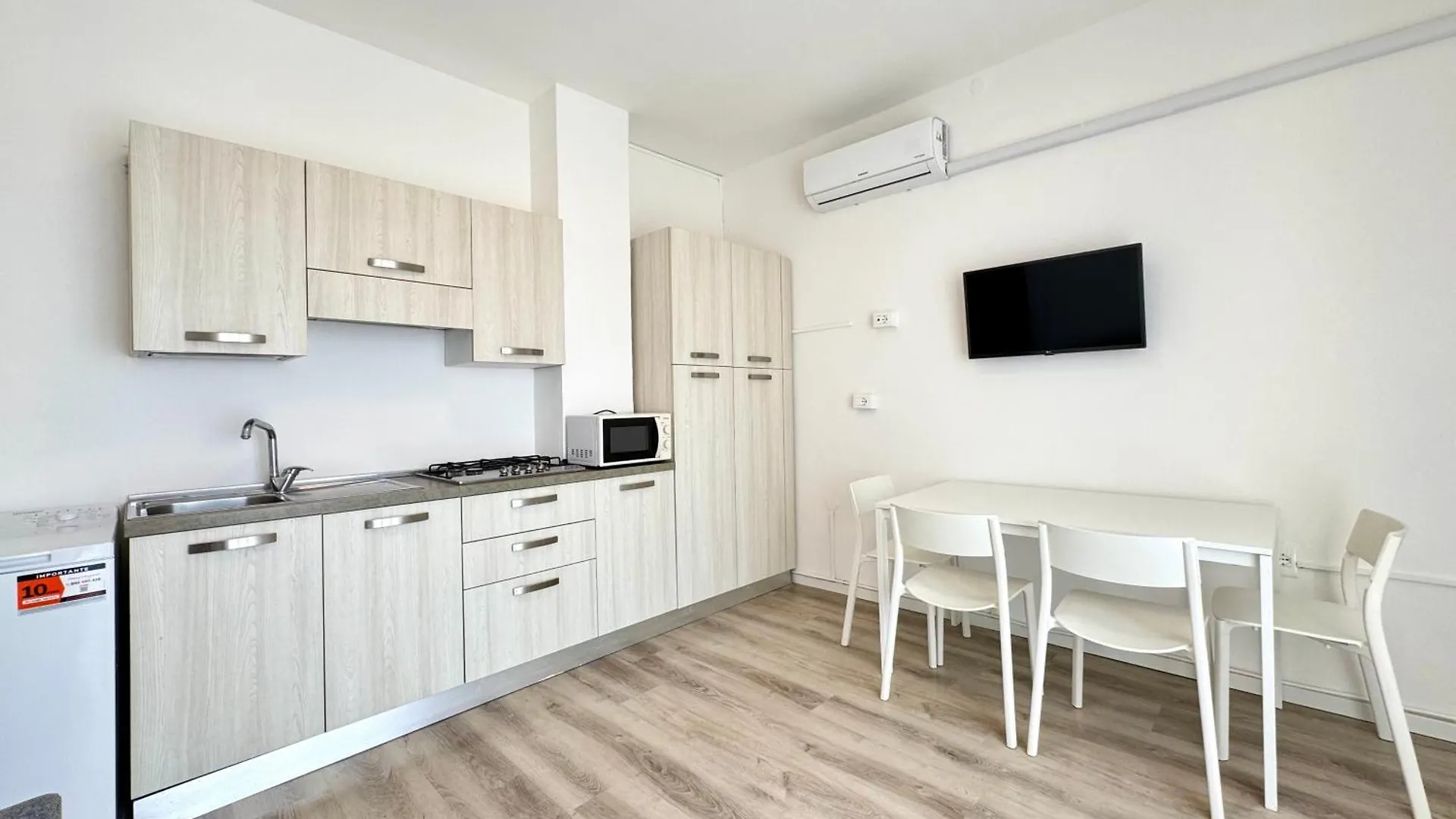 Villa Fronte Mare-Carraro Immobiliare Jesolo - Family Apartments